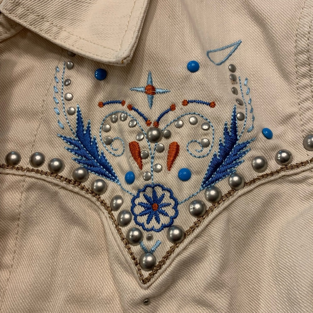 Reba - Cream Color Western Denim Jacket - Size Medium